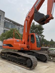 Well-Equipped <b>Used</b> Doosan DX220-7 Excavator Durable & Powerful with Excellent Performance Best Value - Product Image 3
