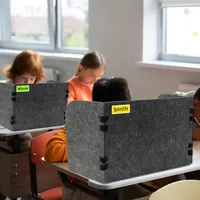 Installation de diviseur de bureau de panneau insonorisant de polyester de prix usine avec la cloison pliable de table de livraison d'usine de Velcro