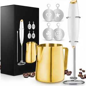 Juego de Espumador de Leche Premium <span class=keywords><strong>Zulay</strong></span>, Espumador de Café Manual con Soporte, Jarra Espumadora de 12oz/350ml + 4 Plantillas para Latte Art - Product Image 2