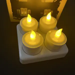 Lampu teh lilin kedip tanpa api, dapat diisi ulang 4 buah/set dengan Dekorasi dasar putih Bar pesta pernikahan makan malam luar ruangan