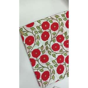 ขายส่งดอกไม้ออกแบบผ้าฝ้าย 44 และ 58" ผ้าเย็บผ้าและผ้าควิลท์สําหรับงานฝีมือควิลท์และเสื้อผ้า - Product Image 1