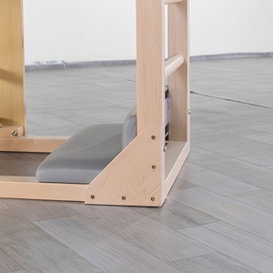 Barril <span class=keywords><strong>de</strong></span> Pilates <span class=keywords><strong>de</strong></span> Madera Maciza Hecho a Mano con Ruedas <span class=keywords><strong>de</strong></span> Deslizamiento Suave, Perfecto para Estiramiento Profundo y Movilidad Espinal en Casa o Estudio - Product Image 6