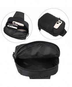 Nueva llegada: Bolso de pecho para hombre, mini bandolera portátil de ocio para viaje - Product Image 5