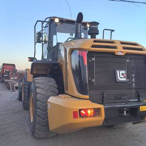 מעמיס גלגלים משומש מדגם 856H 5.5 טון - מנוע קטרפילר, משאבה הידראולית, הספק 175 קילוואט, דגם 2023, תיבת הילוכים למנוע, לעבודות בנייה וכרייה - Product Image 4