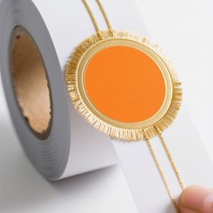 Personalised Customized Roll Waterproof Gold Foil Round <b>Label</b> <b>Printing</b> Custom Business Product Logo Stickers for Packaging <b>Label</b> - Product Image 3