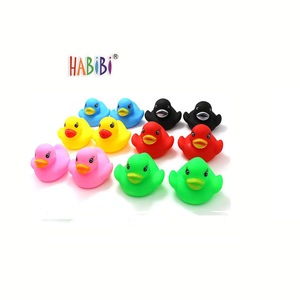 Di alta qualità dei cartoni animati per bambini <span class=keywords><strong>bombe</strong></span> da <span class=keywords><strong>bagno</strong></span> con giocattoli di gomma anatre di gomma per bambini preferito di anatra di gomma giocattolo da <span class=keywords><strong>bagno</strong></span> giocattoli educativi regalo - Product Image 4