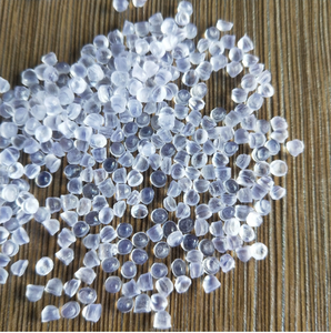 Qualité médicale transparente douce de granules de PVC pour des applications de tuyau et de câble de semelles de chaussure pour le moulage - Product Image 2