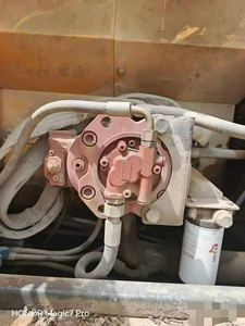 Excavatrice sur chenilles Hyundai Hy215 d'occasion pas chère, 20 tonnes, de taille moyenne, pour travaux de terrassement en Corée - Product Image 5