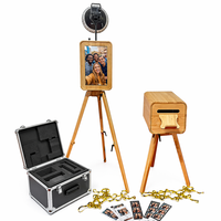 Mesin Photobooth Kayu Portabel Layar Sentuh HD 18,5 inci PC Dua Sisi Kompatibel dengan iPad Kamera DSLR untuk Sewa Acara Pernikahan