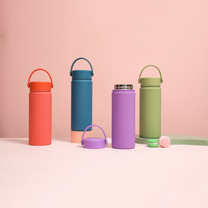 2026 Luxury Modern Stainless Steel Water Bottle Wholesale Custom Logo Vacuum <b>Insulated</b> <b>Flask</b> Matte Finish Portable Handle - Product Image 6