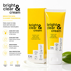 <span class=keywords><strong>Crema</strong></span> Viso Illuminante con Niacinamide per Uniformare il Tono della Pelle e Schiarire - Product Image 4