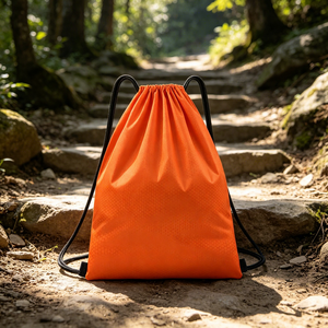 Sac à cordon personnalisé de qualité supérieure, faible MOQ, résistant à l'eau, grande capacité, pour le sport et la randonnée en extérieur - Product Image 1