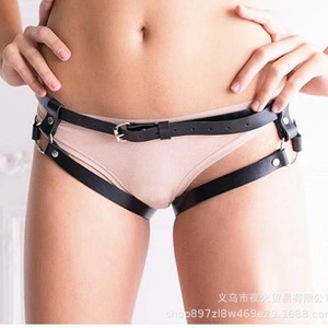 Venta directa de fábrica de pantalones de bondage sexys con cuero ecológico de PU, ropa y accesorios eróticos para adultos. - Product Image 1