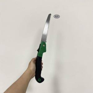 Sierra de Poda Plegable de Acero de Grado Industrial con Hoja Plegable de Carbono, Motosierra de Bolsillo para Camping y Aplicaciones en Plástico - Product Image 4