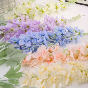 ผู้ผลิตขายส่งดอกเดลฟีเนียมประดิษฐ์ ดอกไม้ผ้าไหม สีขาว ชมพู ฟ้า ม่วง สีแชมเปญ สำหรับตกแต่งงานแต่งงานและบ้าน - Product Image 2