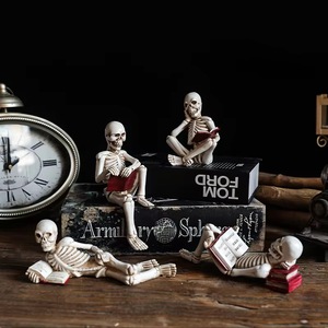 2025 Halloween <span class=keywords><strong>squelette</strong></span> lecture Spooky résine Figurine écologique décor de table pour les fêtes jardins Festivals - Product Image 1