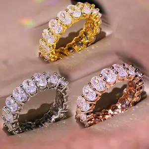 热卖豪华立方氧化锆订婚带闪亮椭圆形立方氧化锆珠宝钻石堆叠戒指