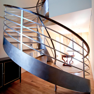 Prima Escalera <span class=keywords><strong>de</strong></span> estilo industrial Marco <span class=keywords><strong>de</strong></span> acero negro Diseño <span class=keywords><strong>de</strong></span> banda <span class=keywords><strong>de</strong></span> rodadura abierta Escalera Almacén Conversión <span class=keywords><strong>de</strong></span> loft - Product Image 6
