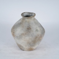 Vase en argile rustique à bord irrégulier Lian Da Antique, pot décoratif gris moucheté, style minimaliste ancien monde, décoration florale pour hôtel