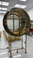 Table de bar ronde de luxe haut de gamme en acier inoxydable avec armoire à vin au design moderne pour hôtel, appartement, salon, villas