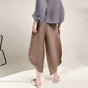 กางเกงแฟชั่นดีไซน์ PY สีดำ เอวยางยืด ทรงหลวม ขากว้าง สไตล์เกาหลี ผ้าโพลีเอสเตอร์ 100% สำหรับผู้หญิง ลุคสบายๆ แต่ดูหรูหรา - Product Image 3