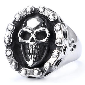 Bague <span class=keywords><strong>Crâne</strong></span> Gothique & Punk Rétro en Acier Inoxydable Hypoallergénique de Haute Qualité pour Hommes - Product Image 1