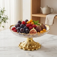 Phnom Penh glazen fruitplateau met stevige metalen voet, duurzaam dienblad voor desserts, geschikt voor thuis, hotel, decoratief middelpunt.