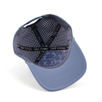 Casquette de baseball personnalisée en PVC avec logo, résistante à l'eau, en tissu Dobby, à visière incurvée, avec support spécial pour tee, performance golf, boucle en cuivre doré