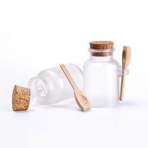 Gran oferta, contenedor de comida PET mate esmerilado, 100ml, 200ml, 300ml, botella de sal de <span class=keywords><strong>baño</strong></span>, cuchara de corcho, bomba de impresión de logotipo personalizado para embalaje - Product Image 2