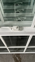 Moderno Personalizado UPVC PVC Vinilo Individual Doble Colgado Ventana de vidrio Insonorizado Parrilla Diseño Sash Windows