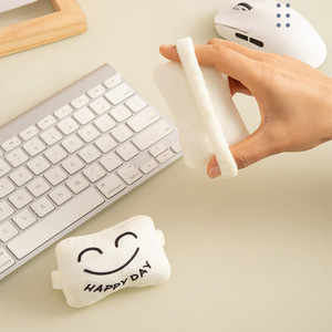 ที่รองข้อมือผ้าฝ้ายลายหน้ายิ้มสำหรับใช้กับคีย์บอร์ดในสำนักงาน - Product Image 4