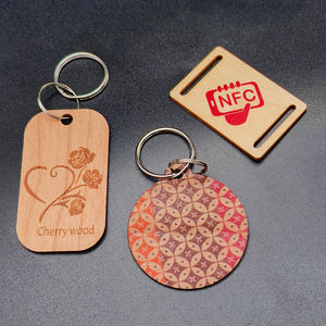 <span class=keywords><strong>Rfid</strong></span> Hout Nfc Keyfob 13.56Mhz Lidmaatschapskaart Social Media Sleutelhanger Houten Label - Product Image 2