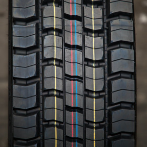 ยางลมคุณภาพสูง TBR HK839 295/80R22.5 แบบไม่มียางใน สำหรับยางล้อหน้ารถบรรทุก - Product Image 3