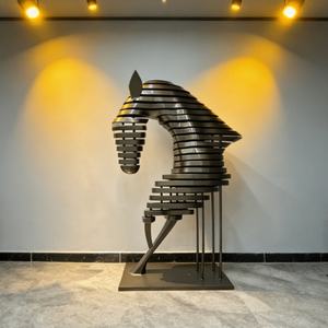 Scultura di Cavallo in Acciaio Inossidabile Personalizzabile, <span class=keywords><strong>Arte</strong></span> Astratta per Spazi Commerciali e Residenziali - Product Image 2