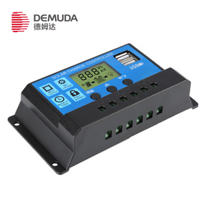 Contrôleur de charge solaire Demuda 10A PWM 12V 24V avec sortie USB et écran pour système solaire - Product Image 3