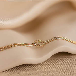 Bracelet et jonc de luxe personnalisés en acier inoxydable 316L plaqué or PVD 14k 18k pour femme, bracelet de couple - Product Image 5