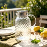 Grande carafe en verre texturé marteau avec couvercle filtrant, en verre borosilicate haute résistance, moderne, pour fêtes et maison, thé glacé et café infusé à froid