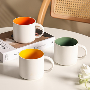 Taza <span class=keywords><strong>de</strong></span> té <span class=keywords><strong>de</strong></span> <span class=keywords><strong>porcelana</strong></span> <span class=keywords><strong>de</strong></span> gran tamaño personalizada, Taza <span class=keywords><strong>de</strong></span> cerámica <span class=keywords><strong>de</strong></span> café interior colorida con logotipo - Product Image 2