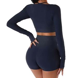 Ensemble de yoga 2 pièces pour femmes, manches longues, de haute qualité, style nouveau, tenue de sport pour la salle de sport, short de sport, ensemble de yoga pour femmes - Product Image 2