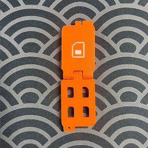 Porta Tarjetas SIM Delgado de Cuatro Ranuras, Material PP de 30 mm con Impresión de Serigrafía, para Almacenamiento de Tarjetas, Uso en Viajes - Product Image 4
