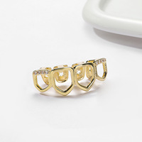 Grillz CZ Hollow Fang, Bijoux dentaires Hip Hop, Accessoires de mode punk et streetwear pour la scène de rap, pour hommes et femmes, Vente en gros