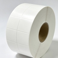 Rouleau d'étiquettes thermiques adhésives vierges pour supermarché, autocollant blanc pour codes-barres, adhésif puissant, sensible à la chaleur, taille personnalisée