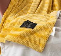 Nouvelle Couverture Matelassée de Luxe 10 cm en Jacquard Interlaced AByarn de Haute Qualité avec Velours Cristal pour Canapé et Sieste