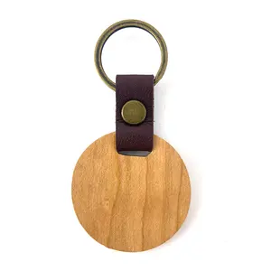 Oem Fashionable Custom Wooden Keychain Factory Price Engraved Name Wood Keychain Blank Wooden Beads Key Chain