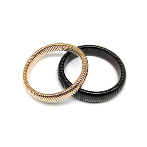 Bracelet minimaliste unisexe élastique et ajustable |   Acier inoxydable plaqué or 18 carats PVD multi-tailles, étanche, hypoallergénique et durable - Product Image 6