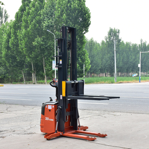 Beiqiang CDD10 2 tonnes grue gerbeur électrique batterie au plomb AWD 4.5 mètres de haut avec pattes latérales - Product Image 6
