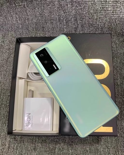 [New Condition] Redm K60 Pro 5G 512GB Unlocked Smartphone  Massive Savings  Includes 120W Charger