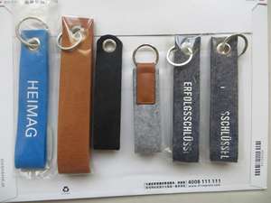 Porte-clés en feutre coloré au design moderne, accessoire de bricolage, décoration, cadeau de félicitations - Product Image 4