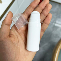 Flacon pompe sans air 5ml 10ml 15ml 25ml, flacon pompe cosmétique sous vide sans air / flacon sans air en plastique pour l'emballage d'huiles cosmétiques