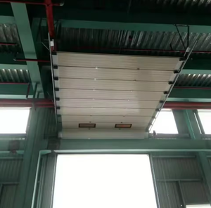 ประตูโรงรถกระจกใสทันสมัยพร้อมกรอบอะลูมิเนียมแข็งแรงทนทานสำหรับบ้านสไตล์ร่วมสมัย - Product Image 5